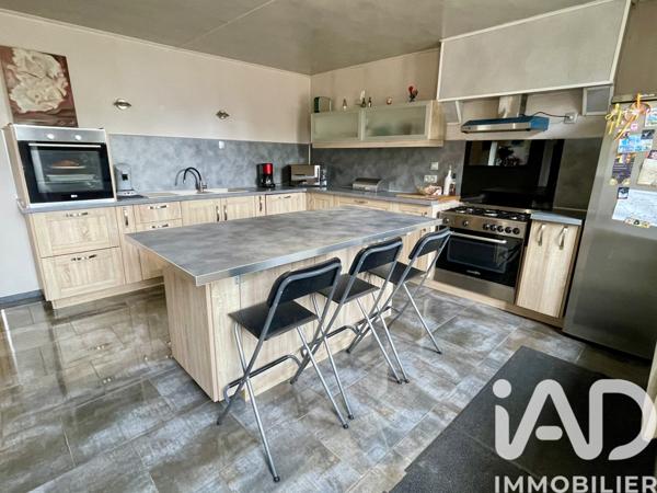 Maison à vendre 8 pièces 207 m² Les Bordes