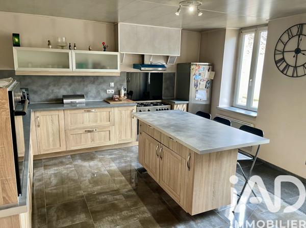 Maison à vendre 8 pièces 207 m² Les Bordes