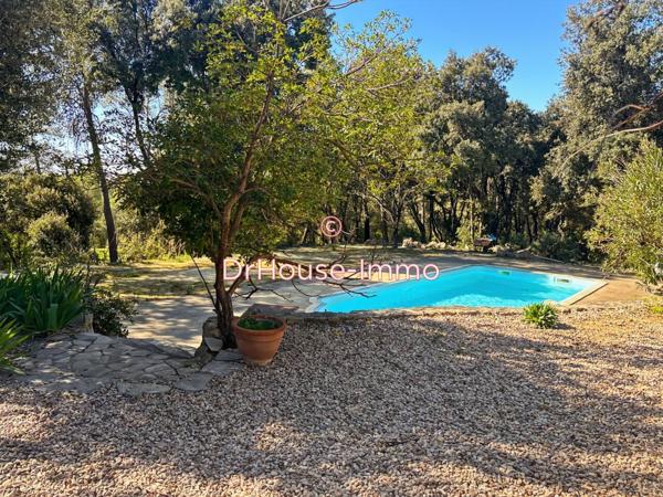 Maison à vendre 6 pièces de 235 m²
