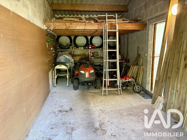 Maison à vendre 4 pièces 117 m² Saint-Même-les-Carrières