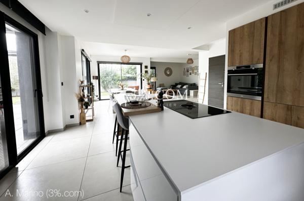 Maison 5 pièce(s) 3 chambre(s) 124 m²