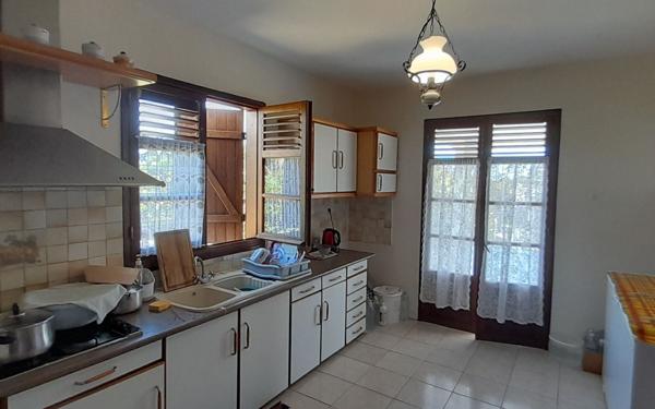 Maison à vendre    5 pièces •  Saint-François