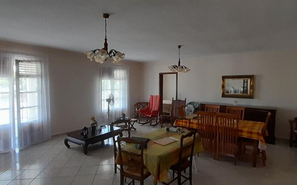 Maison à vendre    5 pièces •  Saint-François
