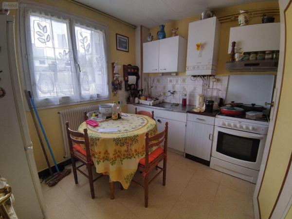 Appartement à rénover à vendre à Morlaix dans le Finistère (29600), ref : LEMO   
Gare