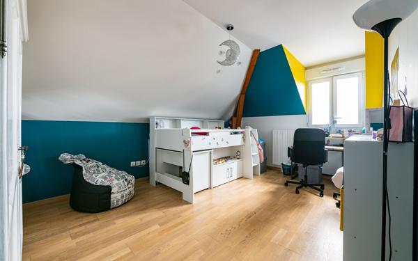 Appartement à vendre    4 pièces • 90,67 m2 Montévrain