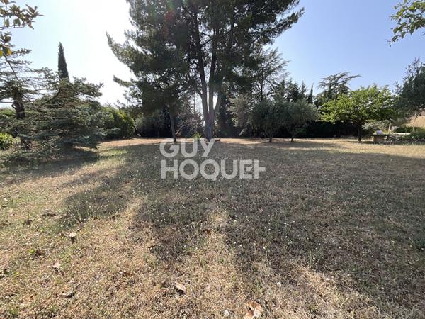 Villa proche Maubec 90 m² 3 chambres garage terrain 2400 m² vue LUBERON