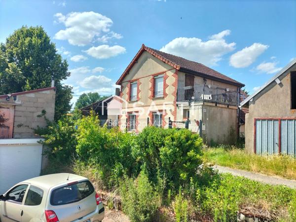 Maison ancienne rénovée 3 chambres au calme .