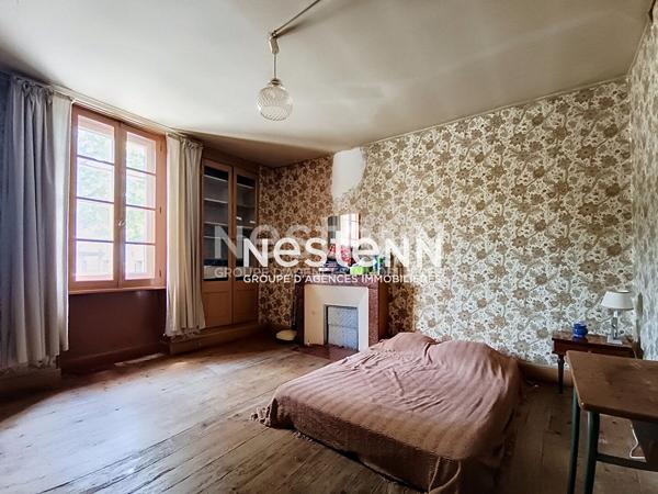 Maison à vendre à Auch - 7 pièces, 168 m² avec garage, dépendances et terrasse