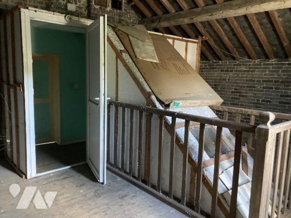 ancienne maion éclusière à rénover