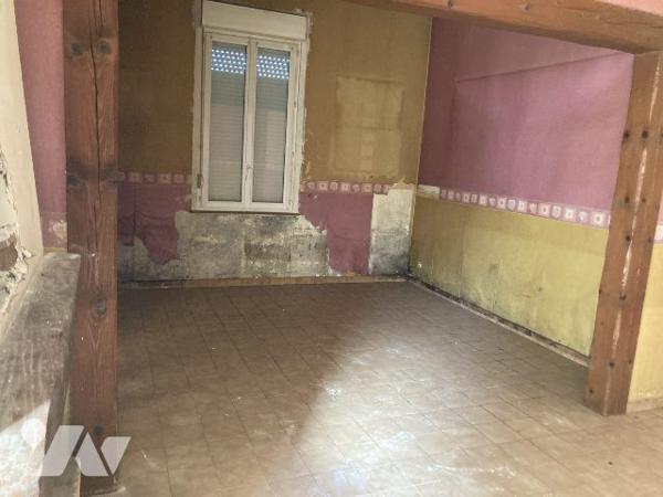 ancienne maion éclusière à rénover