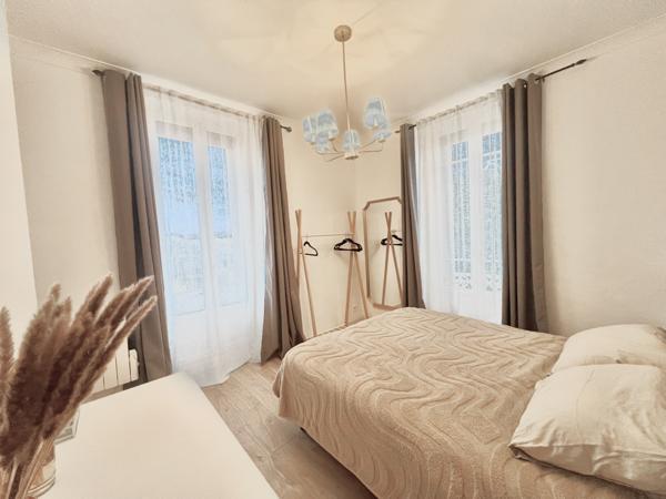 Nîmes (30000) T2 centre ville, proche gare, logement lumineux, immeuble bourgeois