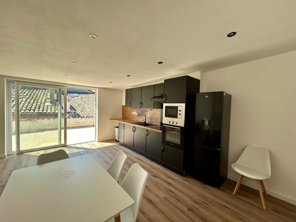 Immeuble
         8 pièces
        - 320 m² 359 000 € *