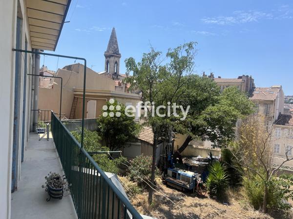 Bureau
         8 pièces
        - 223 m² Exclusivité 650 000 € *