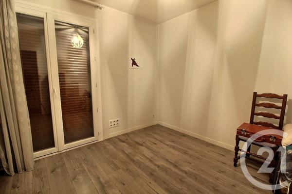 Maison à vendre  4 pièces - 105,19 m 2   PESSAC  - 33