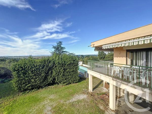 Maison à vendre  9 pièces - 265 m 2   UZES  - 30