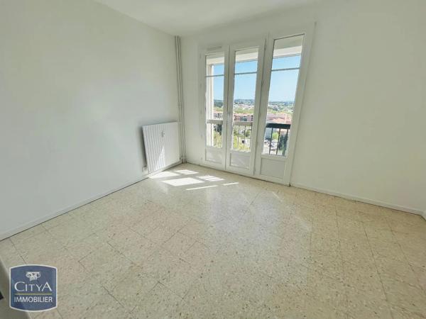 Appartement à louer 4 pièces 78.73m² Port-de-Bouc (13110)