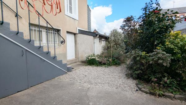 ACHAT-VENTE LAVAL Maison/Appartement hyper centre