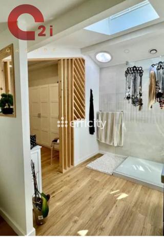 Maison 7 pièces - 203 m²