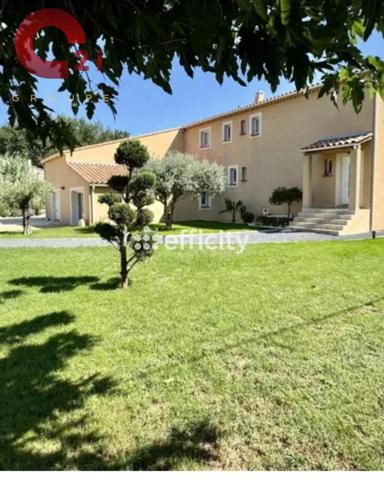 Maison 7 pièces - 203 m²