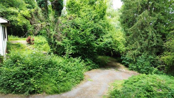 Saint-Jean-les-Deux-Jumeaux (77660) Maison de 110 m ² de plain pied sur sous sol en pleine nature.