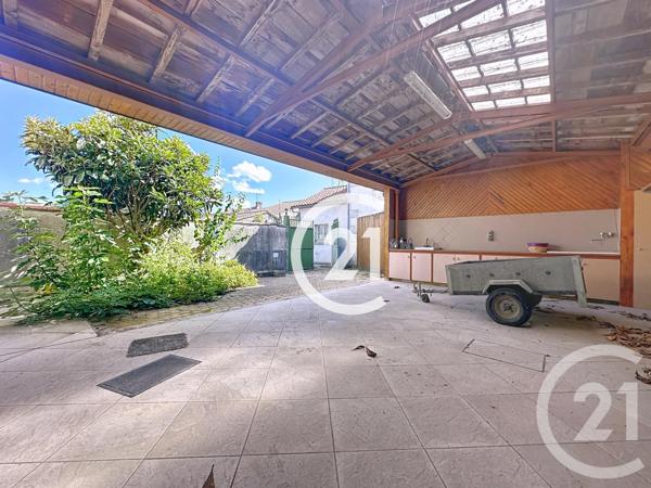 Maison à vendre  5 pièces - 144,50 m2 ST LAURENT DE COGNAC - 16