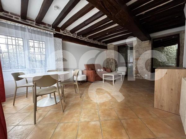 Location 2 Pieces 40 60200 Compiegne 43 1174 01 0001