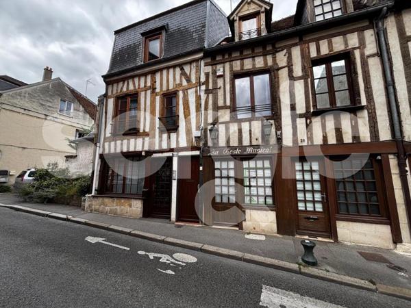 Location 2 Pieces 40 60200 Compiegne 43 1174 01 0001