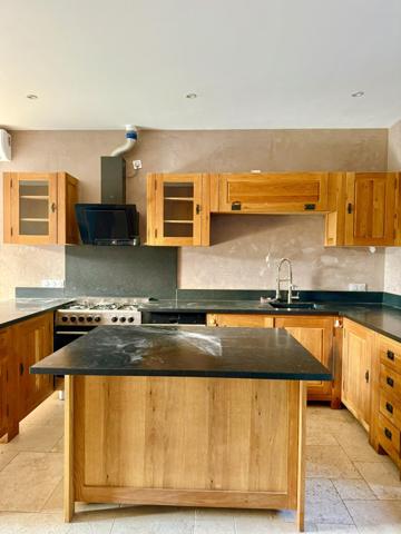 Vente / Maison et grand terrain