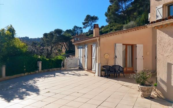 Maison à vendre    4 pièces •  Drap