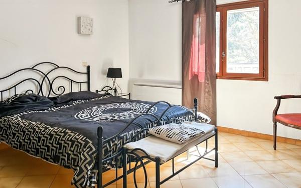 Maison à vendre    4 pièces •  Drap