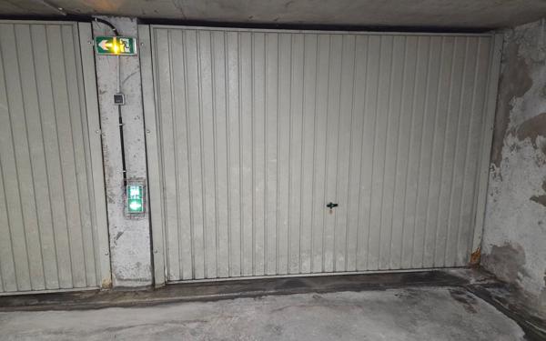 Stationnement à vendre