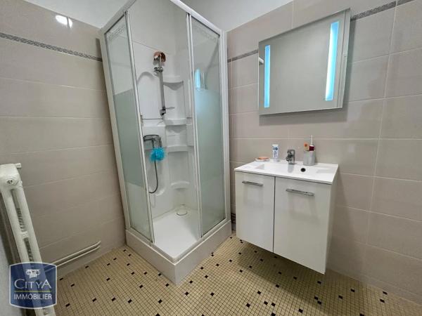 Appartement à louer 4 pièces 101.55m² Alençon (61000)