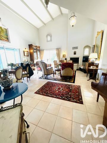 Maison à vendre 6 pièces 160 m² Périgny