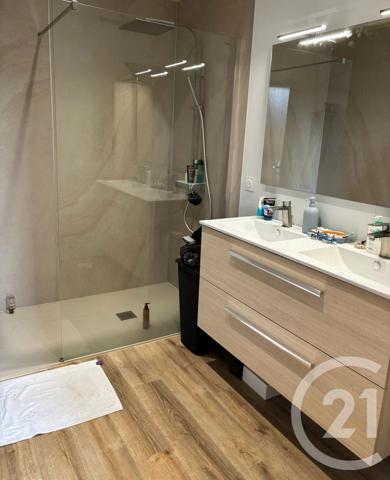 Maison à vendre  4 pièces - 90 m 2   LAROQUEBROU  - 15