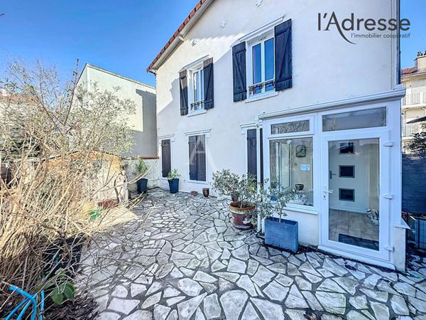 Saint Cloud - Maison de 5 pièces - Belles prestations