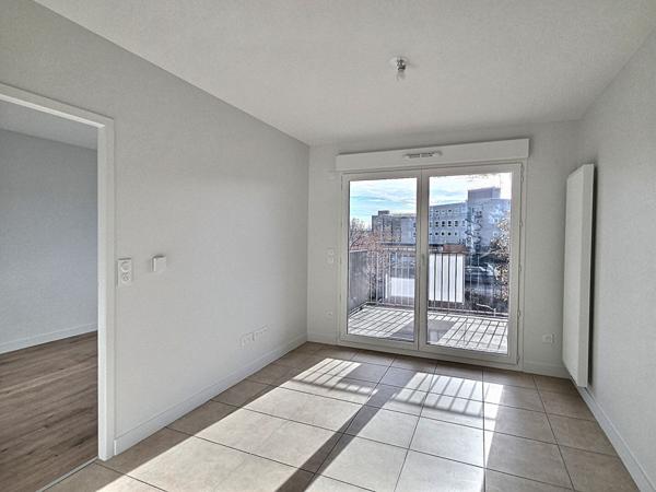 Appartement Clermont-ferrand 2 pièces 32.76 m2