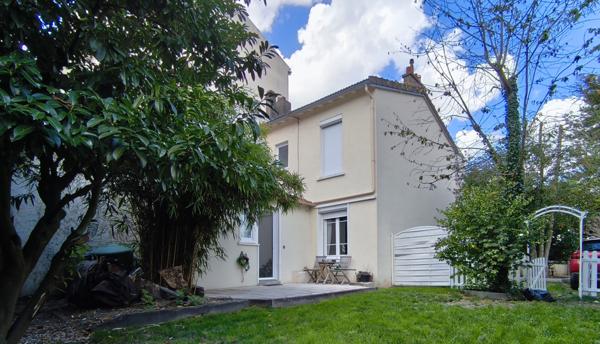 Montreuil (93100) EXCLUSIVITE MAISON INDIVIDUELLE 64 m2 / Jardin env 300 m2 MONTREUIL LES RUFFINS