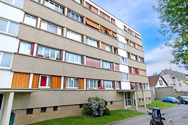 Appartement Neuilly Sur Marne 4 pièce(s)