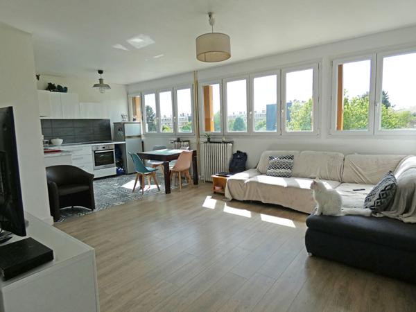 Appartement Neuilly Sur Marne 4 pièce(s)