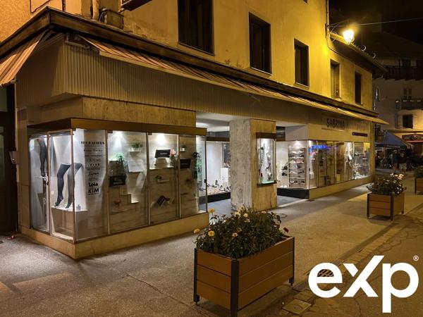 À VENDRE DROIT AU BAIL - EMPLACEMENT PREMIUM