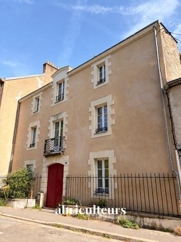 Immeuble de 12 lots à vendre en plein cœur du quartier Saint-Donatien, à Nantes (44000)