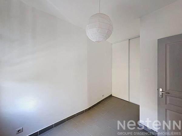 Barjols : appartement T3 meublé au 2ème étage, proche des commodités et agréable à vivre
