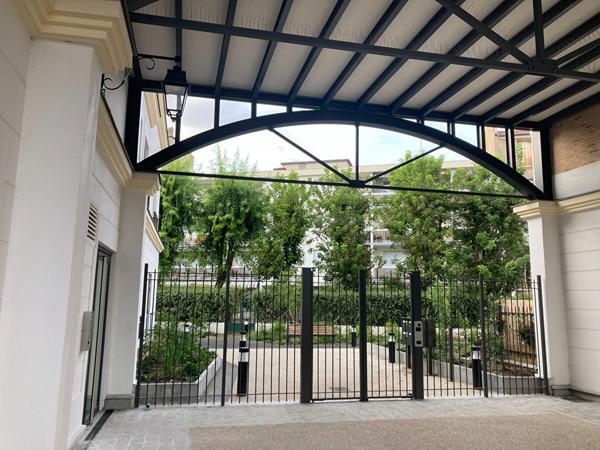 Vincennes Studio  meublé  29 m2 avec Terrasse 22.40m2
