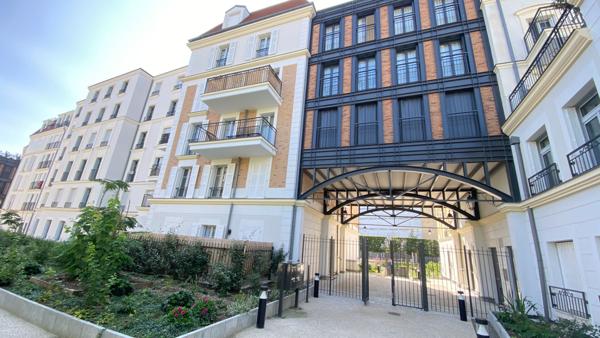 Vincennes Studio  meublé  29 m2 avec Terrasse 22.40m2