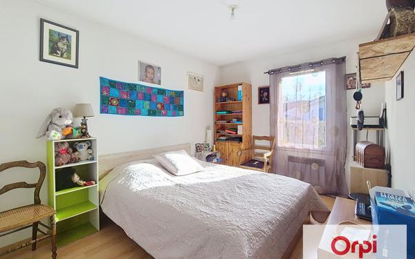 Appartement à vendre    3 pièces •  Pazayac