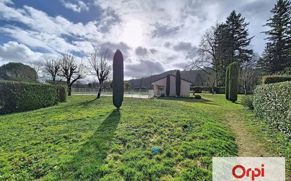 Appartement à vendre    3 pièces •  Pazayac