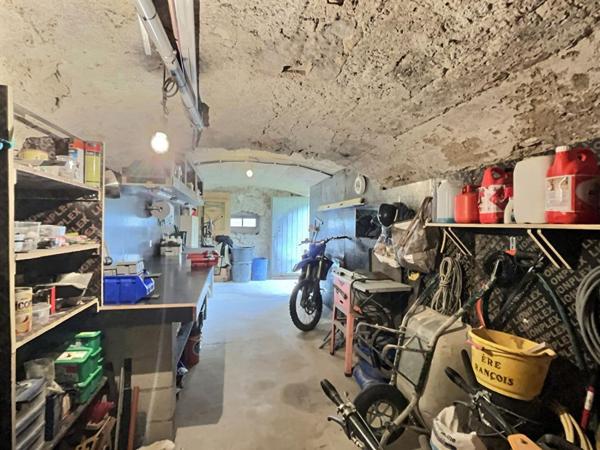 ANNECY SUD - GRUFFY -  Ancienne fruitière rénovée  + terrain constructible 1000 m² env