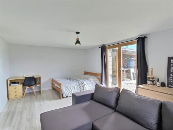 ANNECY SUD - GRUFFY -  Ancienne fruitière rénovée  + terrain constructible 1000 m² env