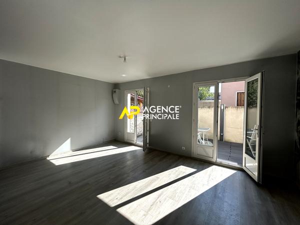 BEZONS _ Maison de ville 5 pièces 104 m2 315 000 € **  - Référence  4527