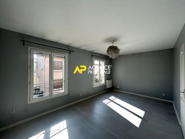 BEZONS _ Maison de ville 5 pièces 104 m2 315 000 € **  - Référence  4527